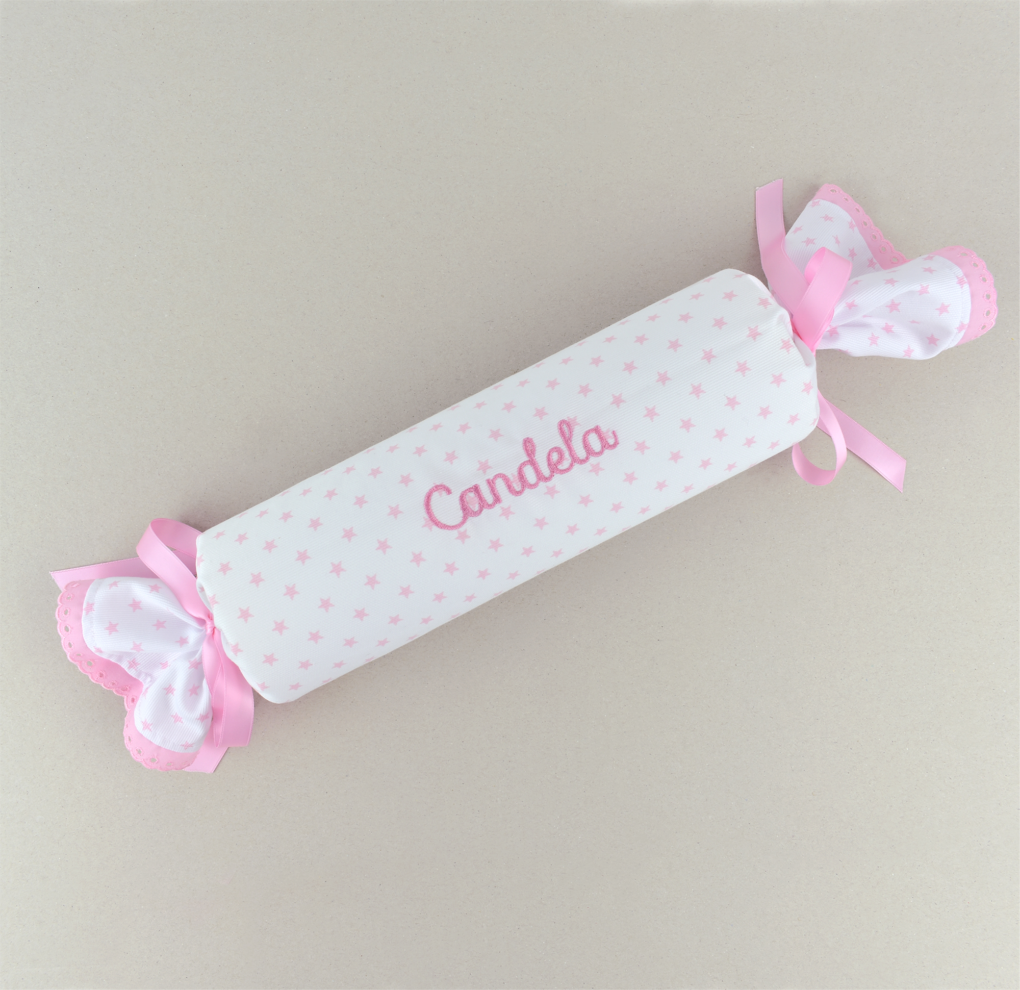 Cojín Antivuelco Caramelo Estrellas Rosas personalizado 1 Cojín Antivuelco Caramelo Estrellas Rosas personalizado