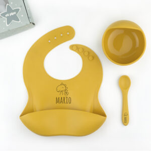 Vajilla con babero, bol y cuchara de silicona Personalizada Mostaza, dibujo a elegir