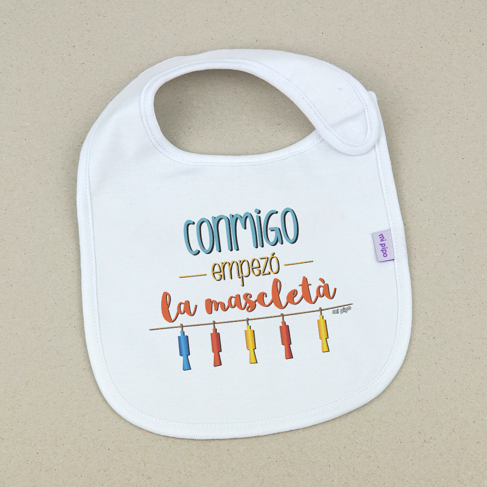 Babero Blanco Divertido Conmigo empezó la mascletà 1 Babero divertido conmigo empezó la mascletà