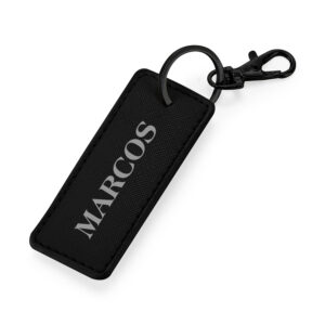 Llavero negro personalizado